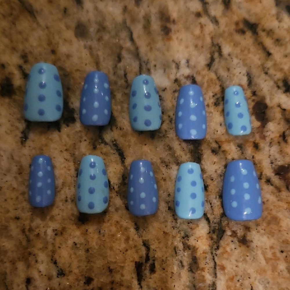 Blue Polka Dot Press-On Nails